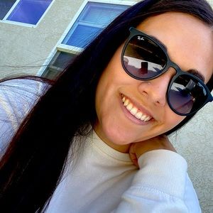 Meet your Posher, Kiley